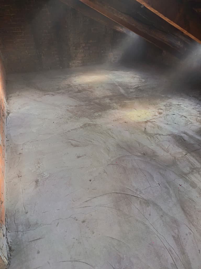 locale pulito dopo lo sgombero